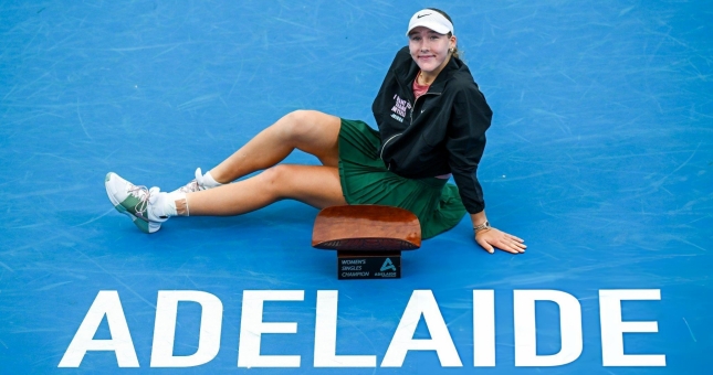 'Sharapova đệ nhị' đăng quang giải WTA thứ 4, chạy đà hoàn hảo cho Australian Open