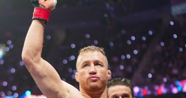 UFC 324: Gaethje trên cơ Pimblett, giành đai tạm thời hạng nhẹ
