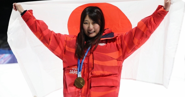 Ngọc nữ Nhật Bản lộn 1,620 độ trên không, đi vào lịch sử Olympic