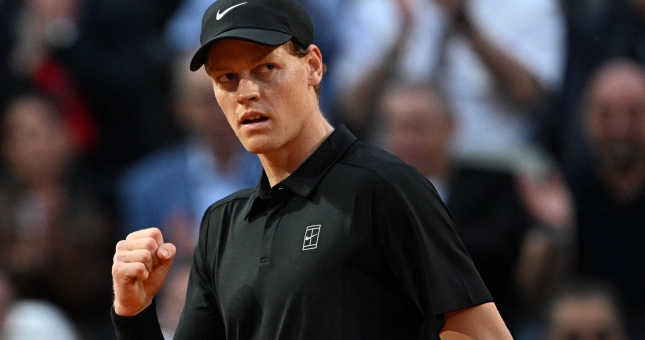 Sinner thắng nhàn trận ra quân Rome Masters 2026