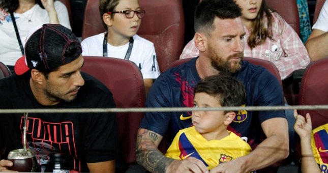 Tấm lòng cao cả của Lionel Messi khiến Suarez 'nở mày nở mặt'