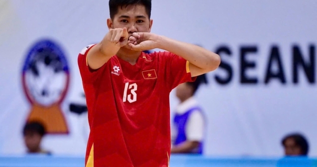 CĐV ĐNÁ dậy sóng khi Việt Nam đối đầu Á quân châu Á tại bán kết