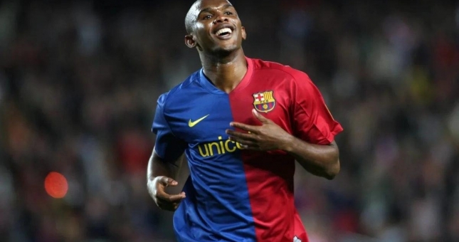 Barca ra đề nghị chiêu mộ Samuel Eto'o mới