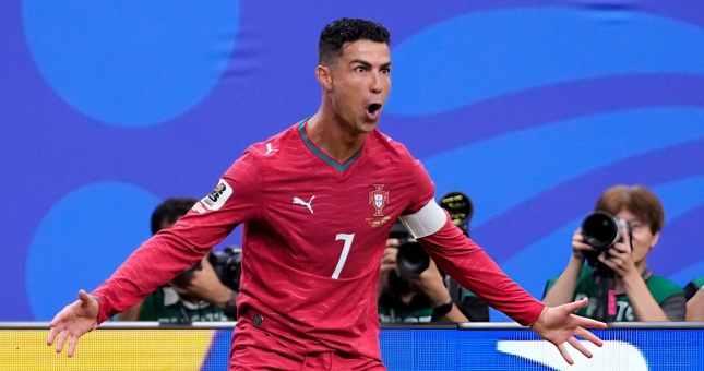 FIFA chính thức lên tiếng khi Ronaldo ghi 2 bàn đẳng cấp tại World Cup 2026