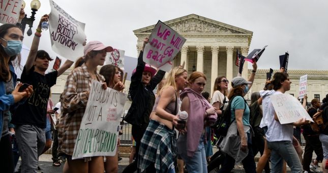 Các cá nhân & tổ chức thể thao điện tử lên tiếng chống lại đạo luật Roe v Wade