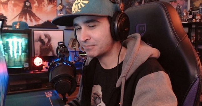 Streamer người Mỹ Summit1g được tặng một trong những con dao đắt nhất của CS:GO