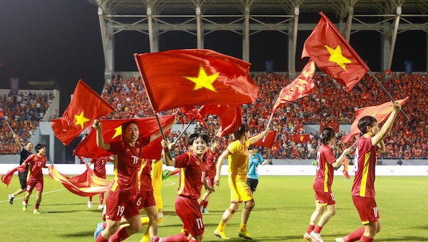 HLV Mai Đức Chung: ‘Tôi vẫn còn lâng lâng sau chiến thắng này’