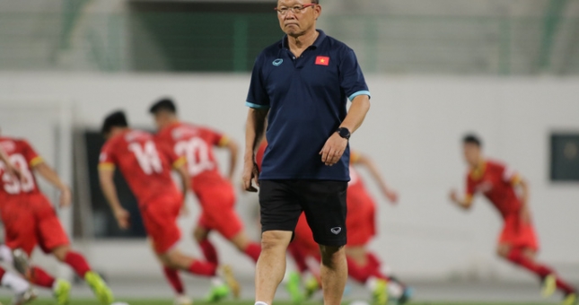 Chạy đà trước vòng loại World Cup 2022: Thầy Park đang quan ngại vấn đề gì?