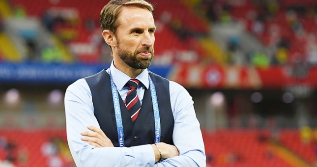 Đã đến lúc Gareth Southgate nên quay trở lại sơ đồ 3-5-2?