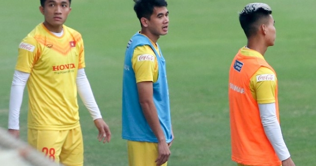 HLV Park tuyển thêm quân: Những cái tên mới đủ sức cạnh tranh cho suất ở lại?