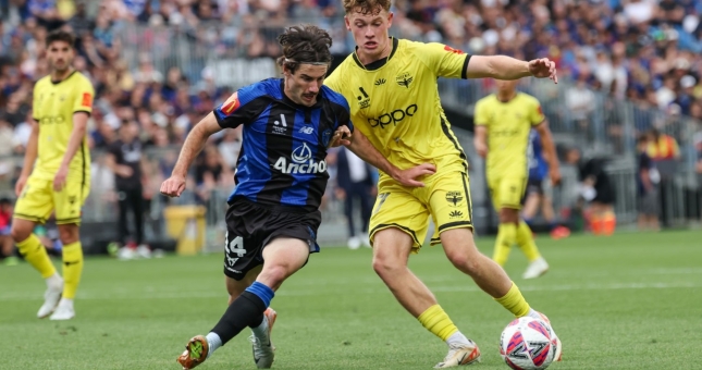 Nhận định Wellington Phoenix vs Auckland FC: Căng thẳng và kịch tính