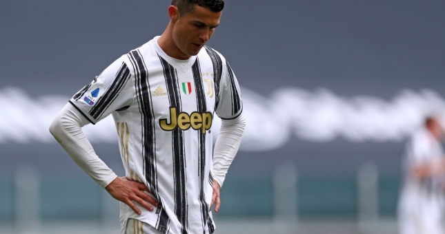 Video bàn thắng Juventus 3-1 Genoa: Ronaldo mờ nhạt