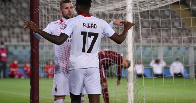 Milan 'hủy diệt' Torino bảy bàn không gỡ