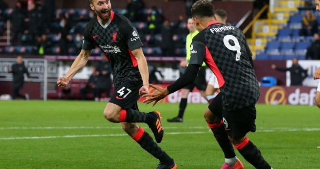 Liverpool đại thắng để trở lại top 4