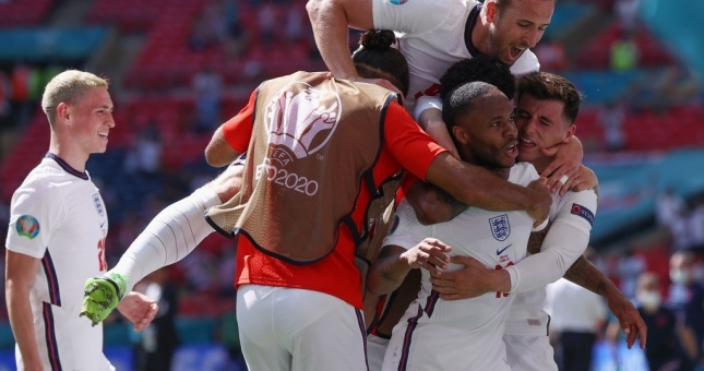 Bảng xếp hạng Euro 2021 hôm nay 19/6: BĐN lâm nguy