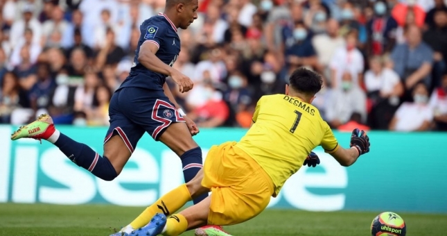 PSG đại thắng ngày vắng Messi