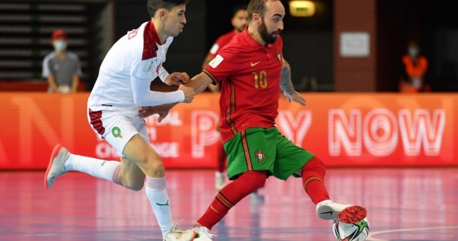 Bồ Đào Nha bị cầm hòa sau trận cầu 6 bàn thắng