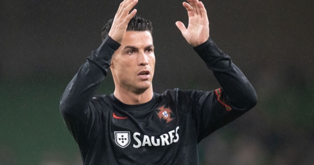 Thầy Ronaldo tuyên bố sẵn sàng rời ghế huấn luyện viên trưởng