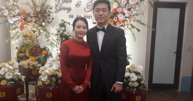 Xuân Trường đẹp trai rạng ngời trong lễ ăn hỏi