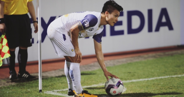 Quang Hải kiến tạo đỉnh cao, Hà Nội ghi bàn ngay phút thứ 1