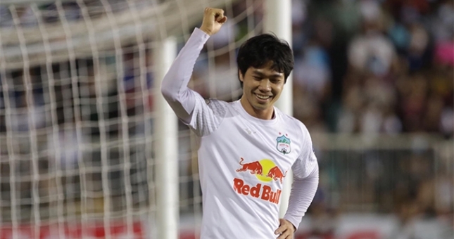 Công Phượng bỏ lỡ siêu phẩm, HAGL hòa đáng tiếc trên sân nhà