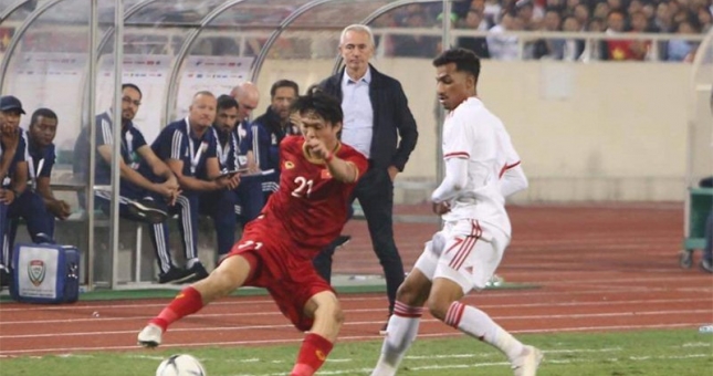 UAE vs Jordan: Đại kình địch đối đầu 'quân xanh' của ĐTVN