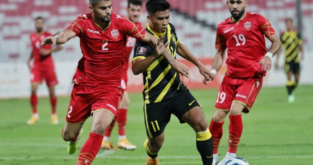 Malaysia 'phơi áo' trước 'đối thủ kém ĐTVN 6 bậc'