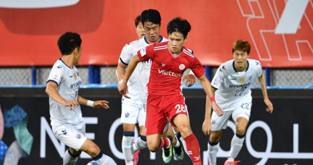 ĐKVĐ châu Á thừa nhận thắng Viettel là do may mắn