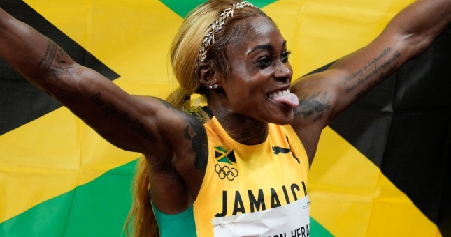 'Người phụ nữ nhanh nhất hành tinh' phá kỷ lục tồn tại 33 năm ở Olympic