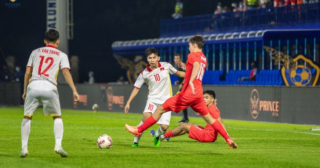 Bại tướng của U23 Việt Nam 'tố bị đối xử bất công'