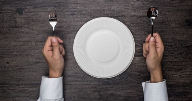 11 thói quen buổi tối khiến bạn tăng cân nhanh chóng