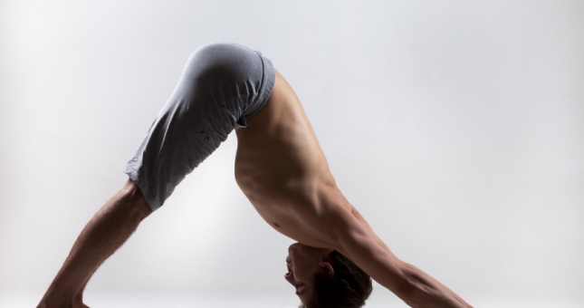 7 tư thế Yoga giúp ngăn ngừa rụng tóc tránh hói đầu