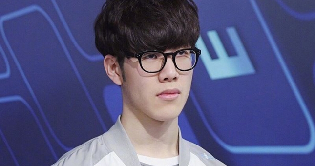 LMHT: TheShy gửi lời xin lỗi tới fan của IG và hé lộ lý do chưa thể thi đấu tại LPL Mùa Hè 2021