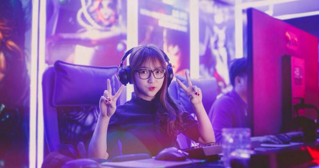 Hoa Nhật Huỳnh: 'Mẫu bạn trai lý tưởng của mình là một người biết chăm sóc và quan tâm'