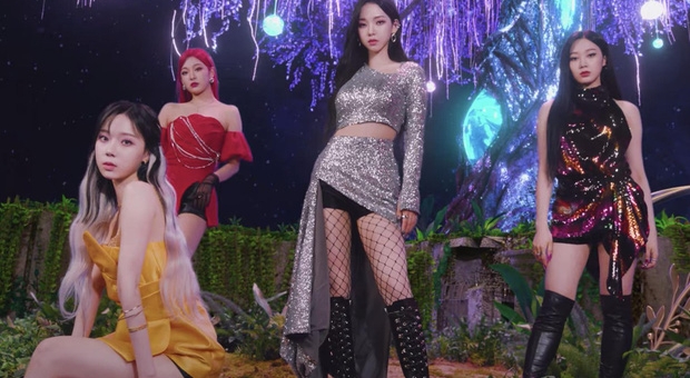 Loạt tuyển thủ LCK 'chết mê chết mệt' với nhóm nhạc aespa và idol Winter