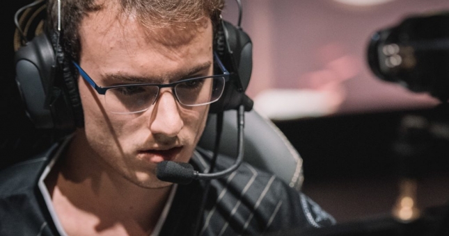 Kết quả CKTG 2021 ngày 7/10: C9 khiến fan Bắc Mỹ thất vọng tột độ