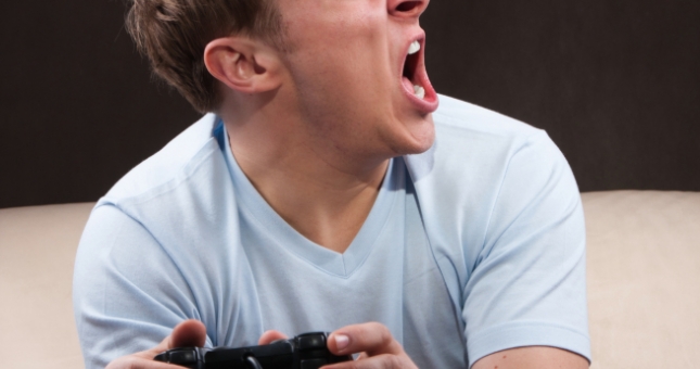 Cáp quang biển AAG lại gặp sự cố, game thủ chỉ biết than trời