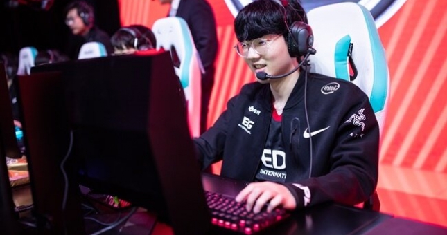 EDG Viper: 'Tôi đã tưởng rằng mình có thể thắng GEN với tỷ số 3-1'