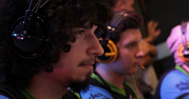 Hàng loạt tuyển thủ Valorant chuyên nghiệp bị vướng vào bê bối rửa tiền trên Twitch