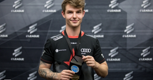 CSGO: dev1ce cân nhắc trở lại đội tuyển Astralis