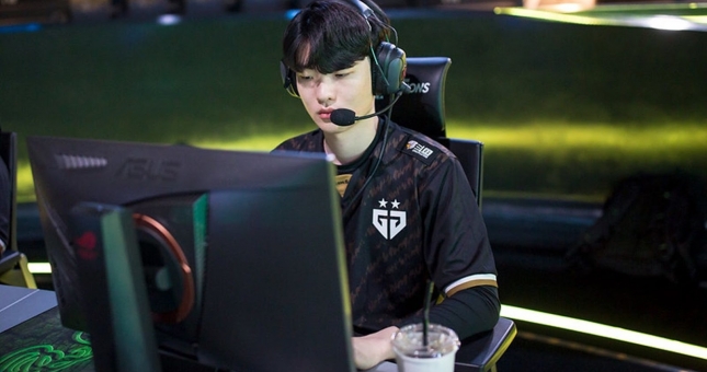 Lịch thi đấu LCK Mùa Xuân 2022 hôm nay ngày 15/1