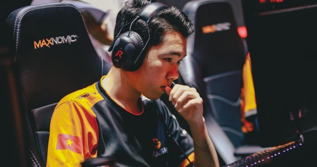 Siêu xạ thủ của VCS đã quay trở lại khoác áo Team Flash