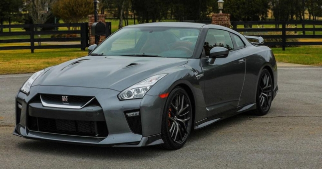 'Quái thú Godzilla' Nissan GT-R sắp bị khai tử