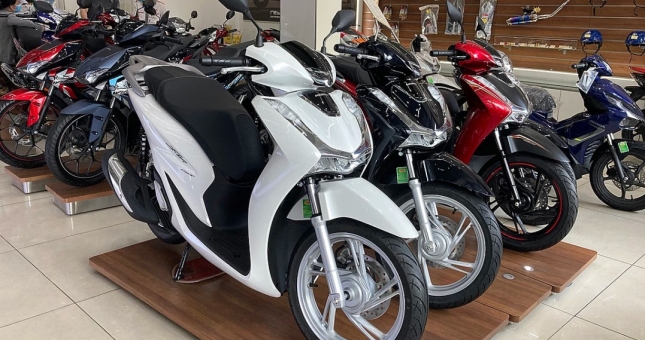 Honda bất ngờ điều chỉnh giá toàn bộ 'đội hình' xe máy tại Việt Nam, tăng từ 7.000 đồng - 3 triệu đồng