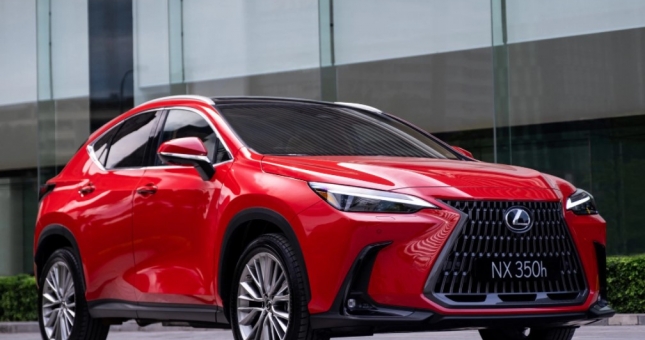Lexus NX 2022 chính thức ra mắt tại Việt Nam, giá khởi điểm từ 3,01 tỷ đồng