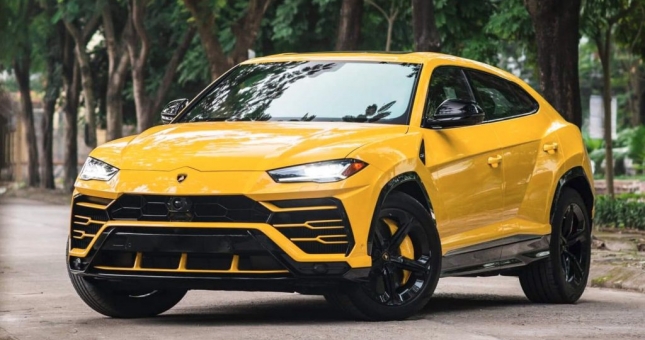 Giá bán chính hãng Lamborghini Urus tại Việt Nam là bao nhiêu?