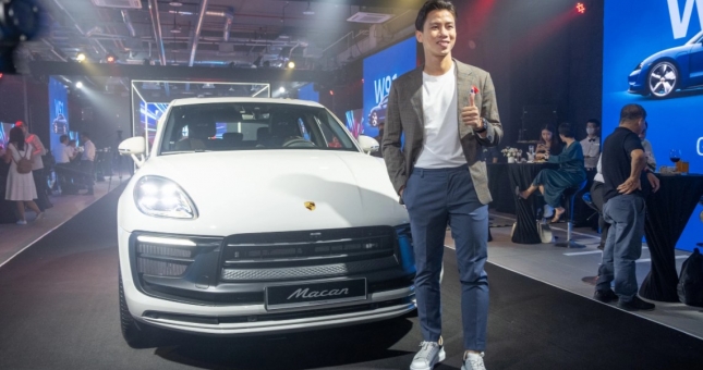 Cầu thủ Quế Ngọc Hải đã 'đặt gạch' Porsche Macan 2022 khi xe còn chưa ra mắt