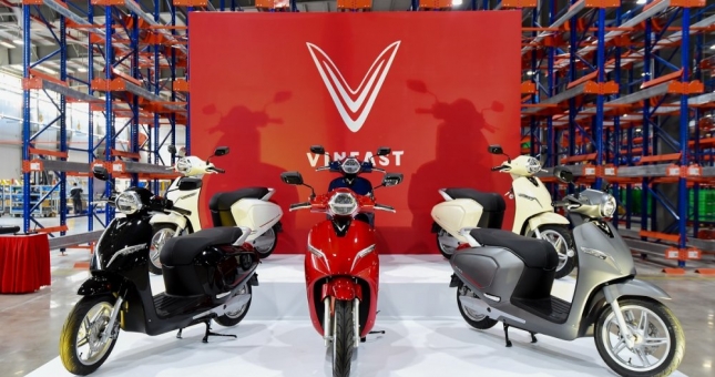 VinFast sắp ra thêm 5 mẫu xe máy điện mới, sạc 1 lần đi 200 km, quyết đấu xe máy xăng