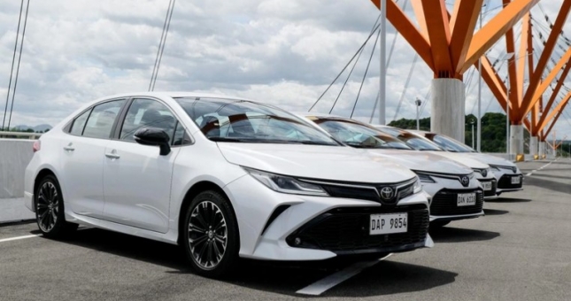 Lộ diện Toyota Corolla Altis 2022 phiên bản thể thao, có thể về Việt Nam trong năm nay
