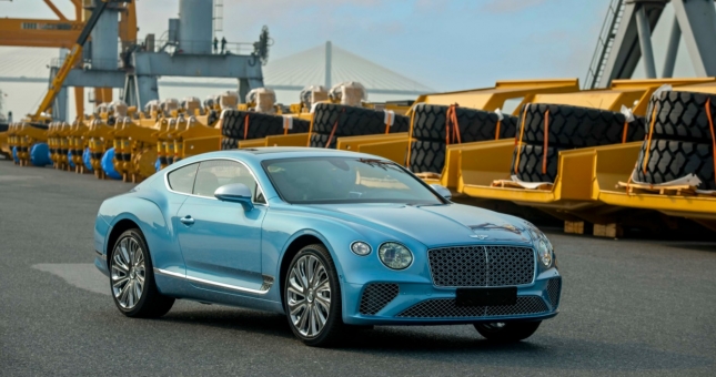 'Cực phẩm' Bentley Continental GT Mulliner hơn 21 tỷ đồng đã cập cảng Việt Nam